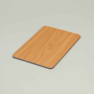Painel de parede exterior resistente a arranhões de madeira de pera suíça de alumínio composto 4MM 1,22*2,44m