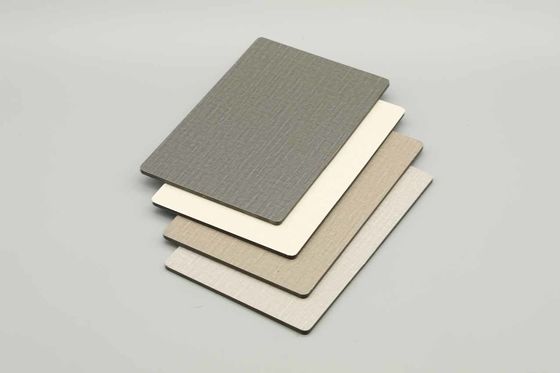 Resistente a arranhões Painel de alumínio composto PVDF 4MM Painel de alumínio composto Resistência ao calor
