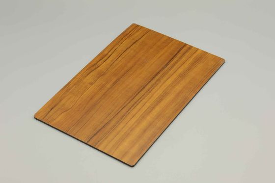 Painel de alumínio composto de madeira de 4 mm Folha ACP com 2440 mm de comprimento Isolamento acústico e ignífugo grau B1 A2