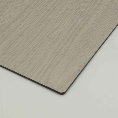 Painel composto de alumínio com grão de madeira de carvalho cinza claro resistente a arranhões de 4 mm