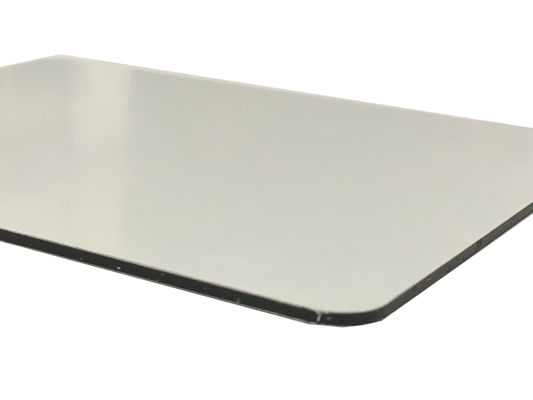 Painel de folha de acp exterior branco personalizado 3 mm 4 mm espessura acp revestimento para casas / edifícios alumínio pele 0,18 mm