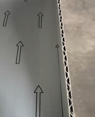 Os painéis corrugados de alumínio A2 combinam segurança e sofisticação para decoração de parede exterior duradoura.