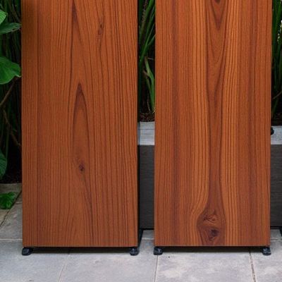 Chapa ACP com Grão de Madeira Resistente às Intempéries para Escritórios Costeiros 4mm de Espessura Revestimento Fluorocarbono Acabamento de Alto Brilho