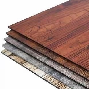 Painéis compostos de alumínio PVDF colorfast vivido Flexível 0,2-0,5 mm Peles de alumínio 4 mm espessura para revestimento arquitetônico e publicidade
